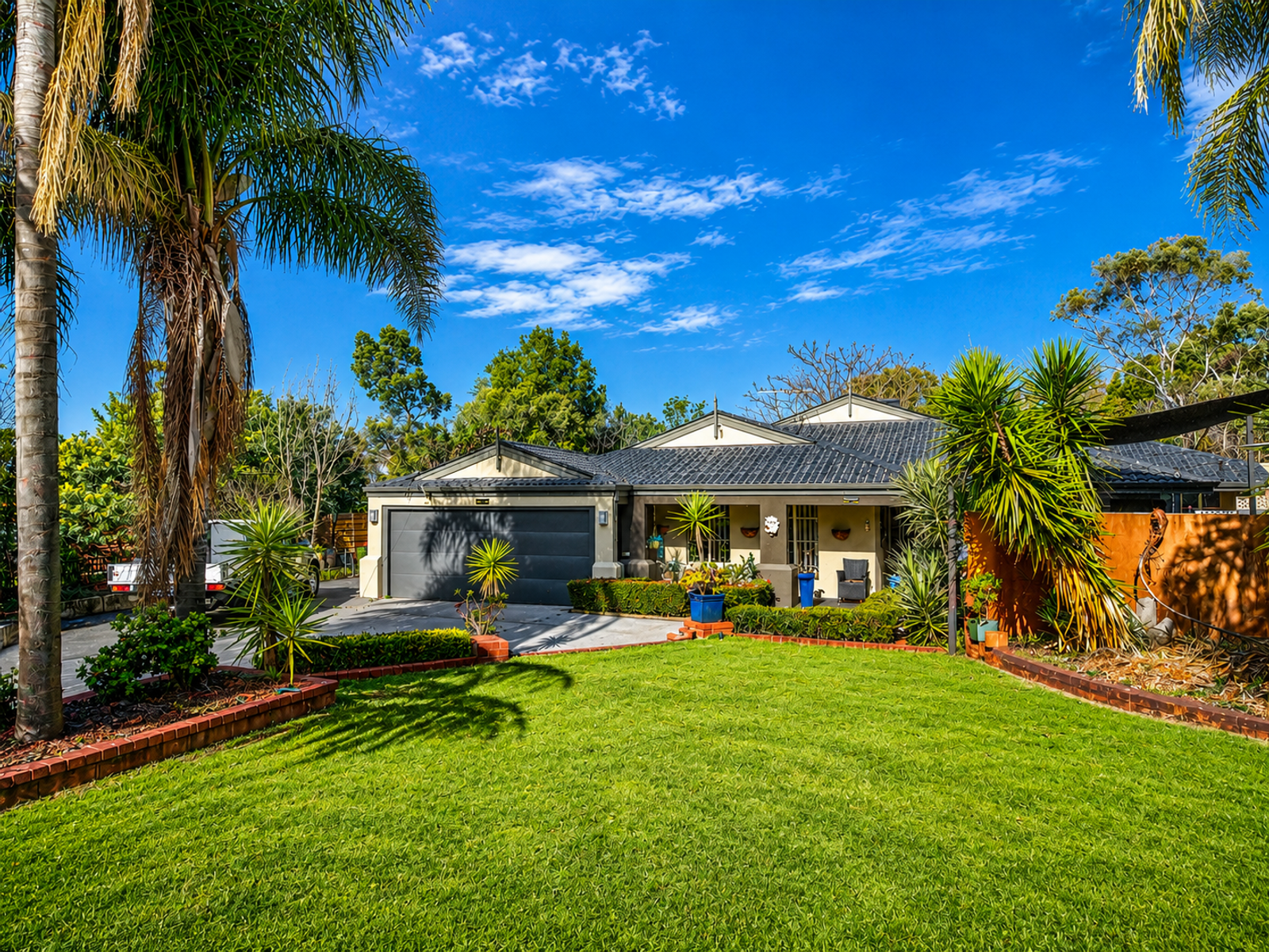 A Private Country Escape with Space, Sophistication & Endless Possibilities